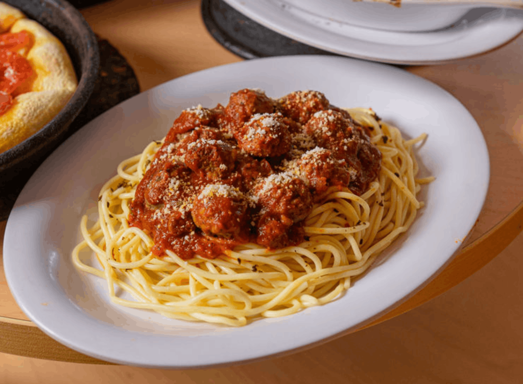 spaghetti and meatballs (1)